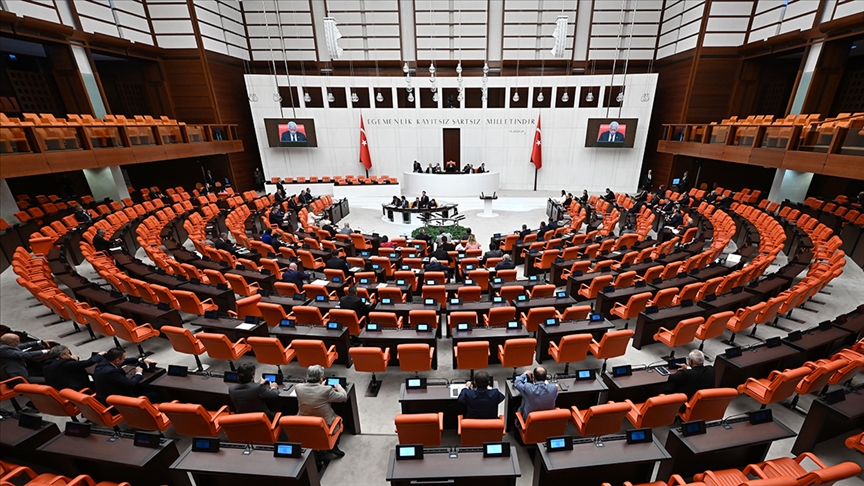 Kamu Personeline Esnek Mesai TBMM'de!