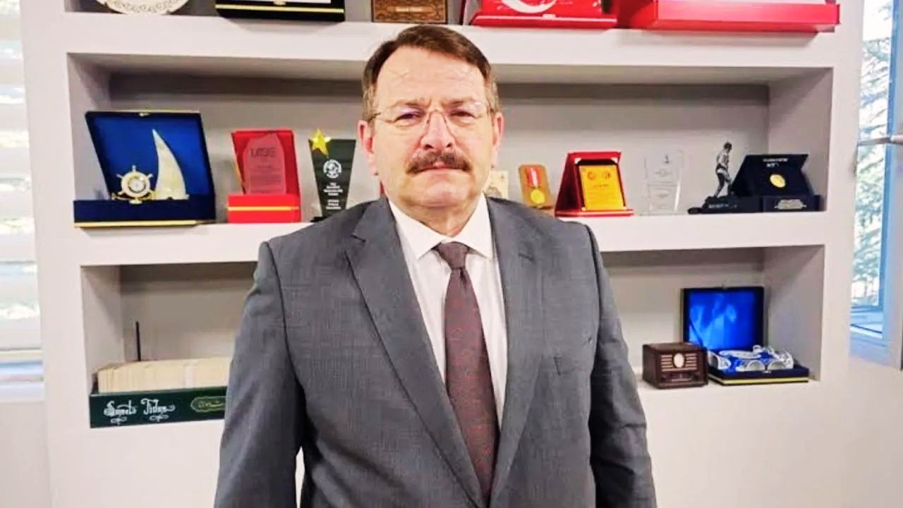 11 Yıldır Aynı İlde Görev Yapıyordu: İl Müdürü Görevden Alındı
