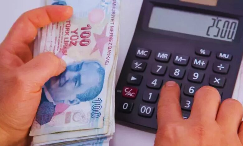 Emeklilerin Zamlı Maaşlar Hesaplara Yatıyor! İşte SSK ve Bağ-Kur Ödeme Takvimi