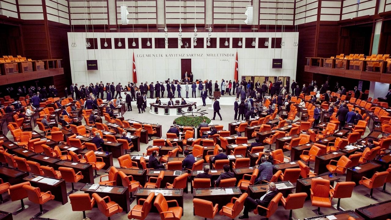Yardımcı Hizmetler Sınıfı, Üniversite Tayinleri ve Güvenlik Görevlileri TBMM Gündeminde!