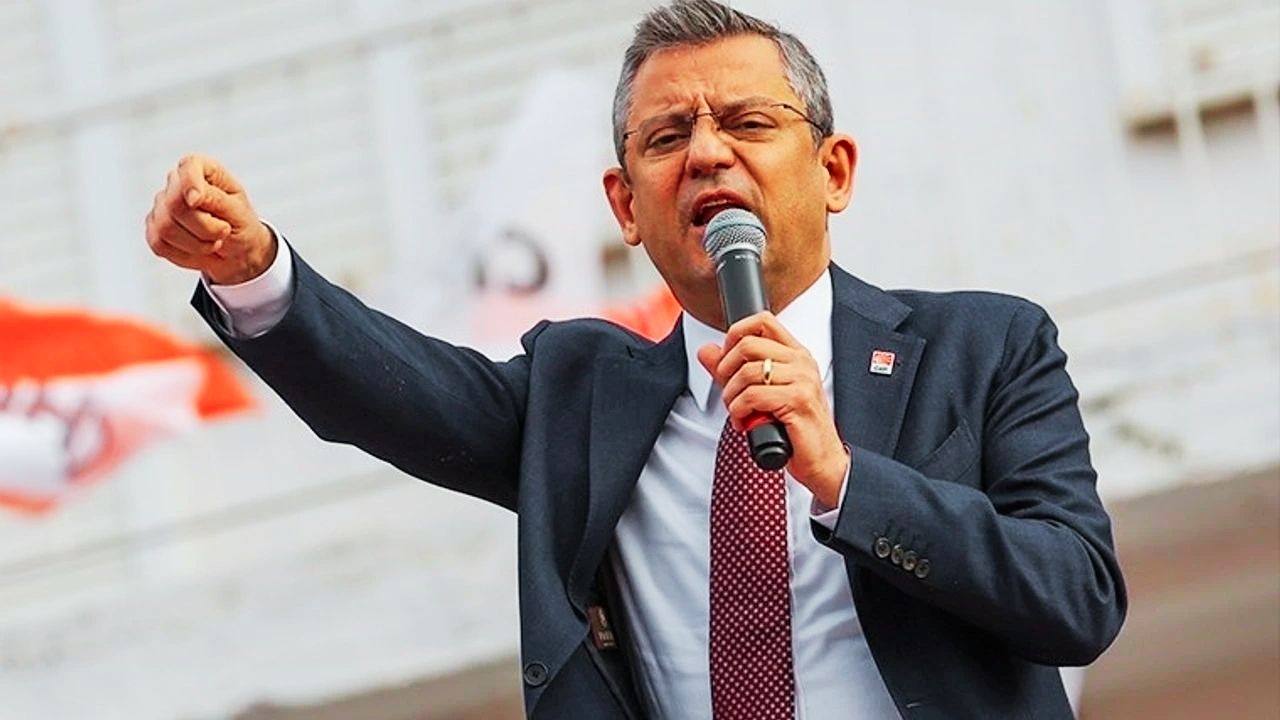 CHP Lideri Özel'den Kabine Değişikliği ve Mehmet Şimşek İddiası!